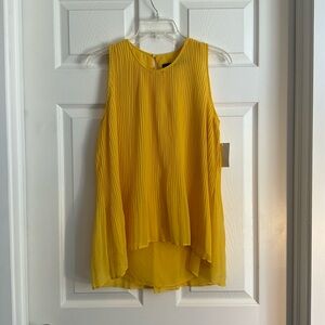 💛 NWT, Canary yellow Zara sleeveless blouse